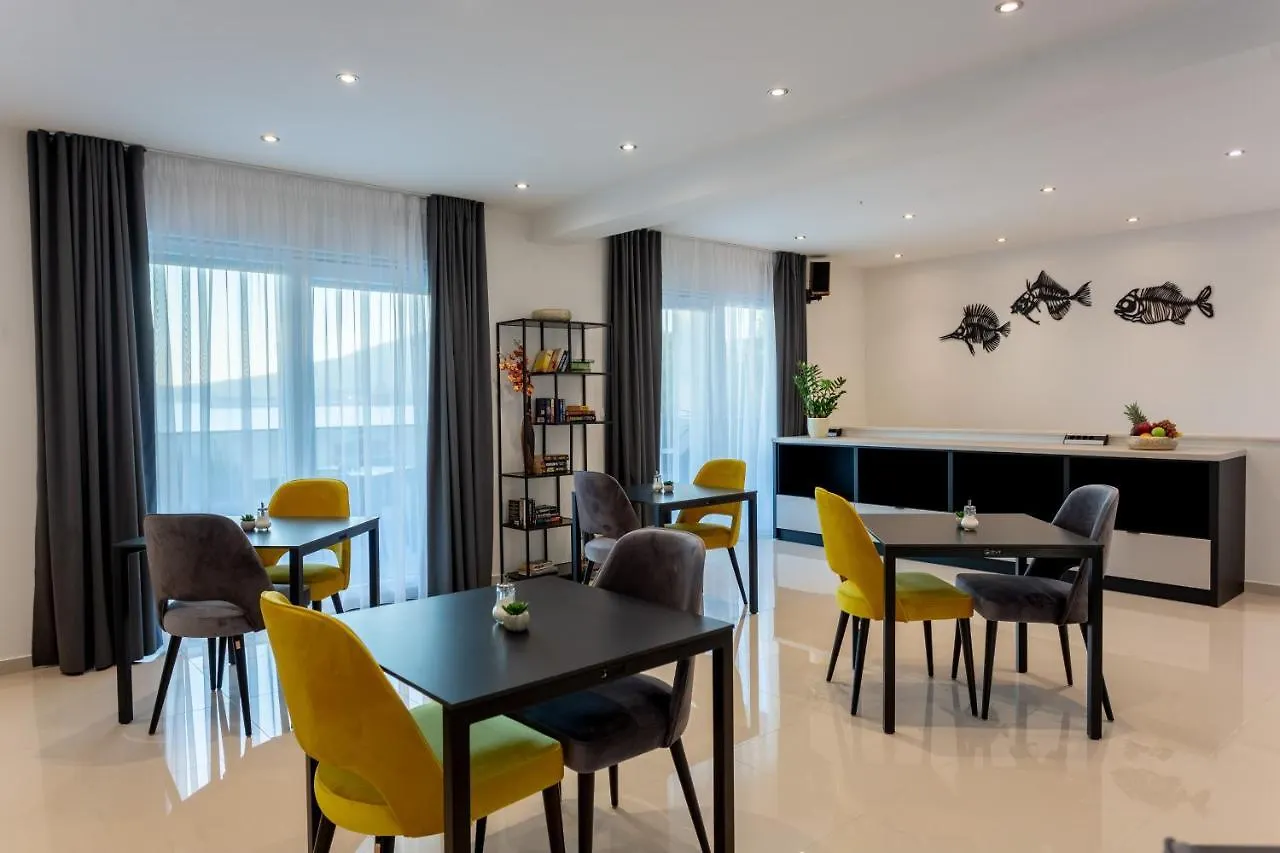 Villa Fortis B&B Trogir 4*,  Croatia